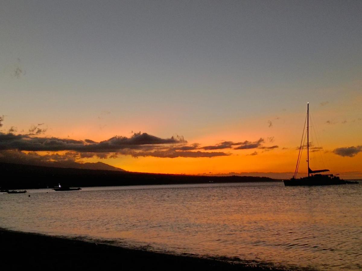 Beach Side Amed Delem Family Ambat Екстер'єр фото