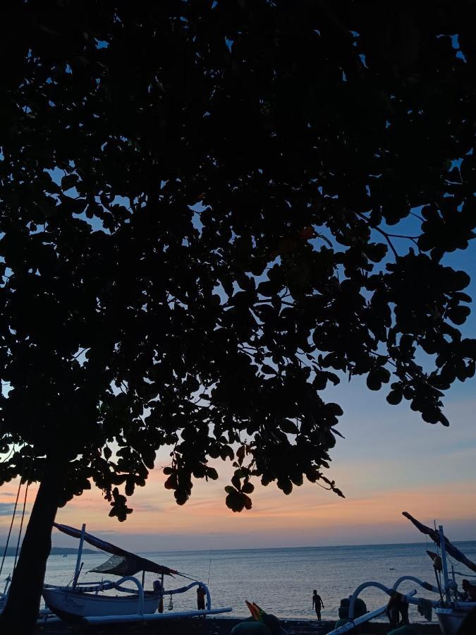 Beach Side Amed Delem Family Ambat Екстер'єр фото